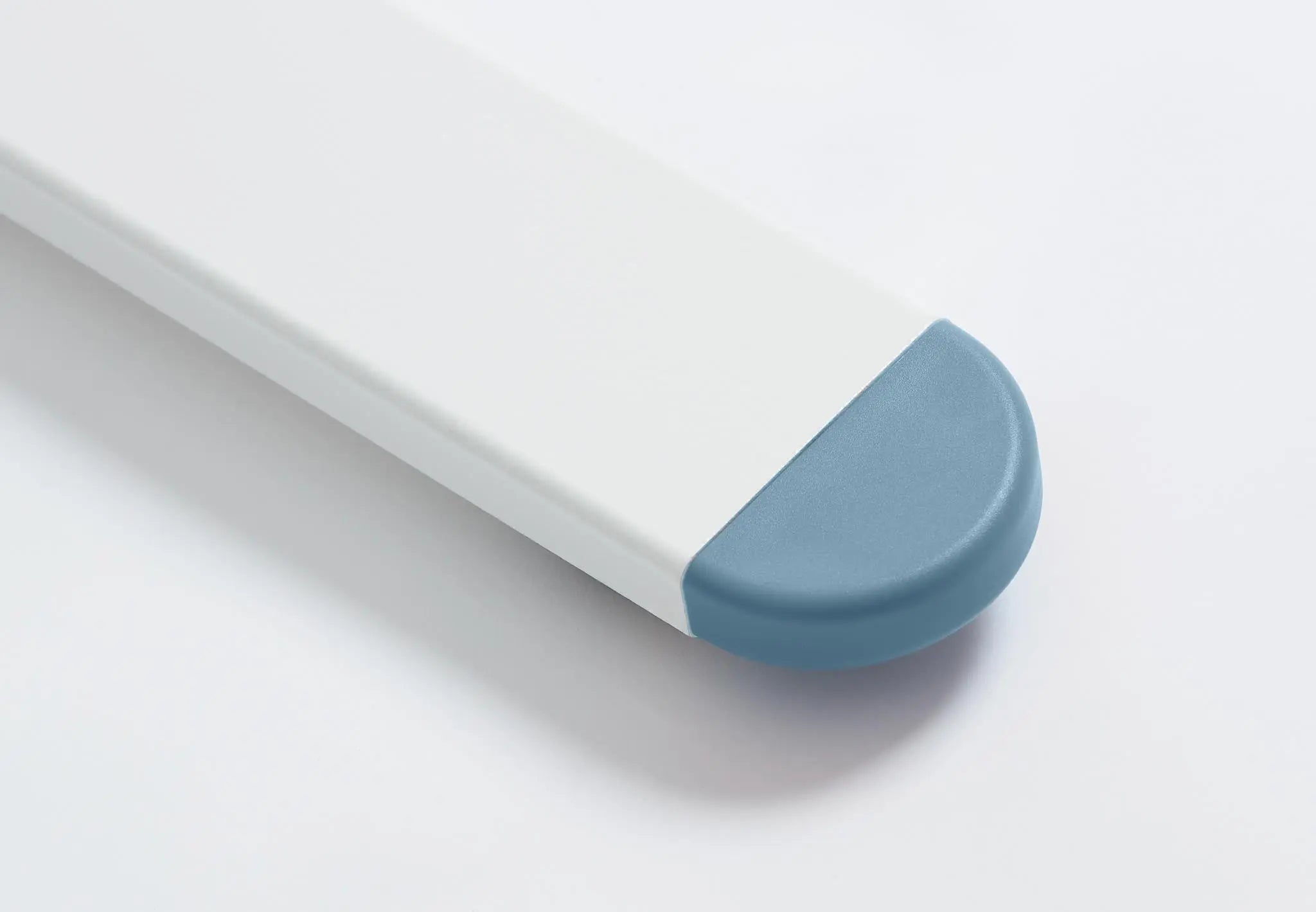 Evo Study Desk – tilting desktop